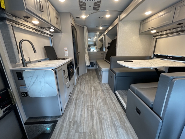 2024 Thor Gemini 23TW — photo 3 of 8