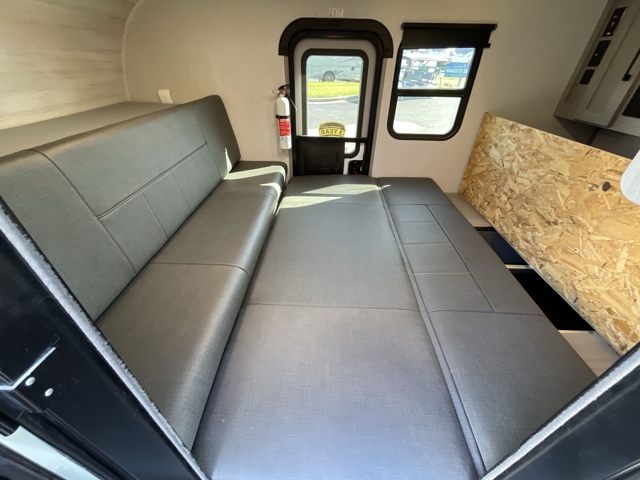 2023 Coleman Coleman Rubicon 1400BH — photo 8 of 8