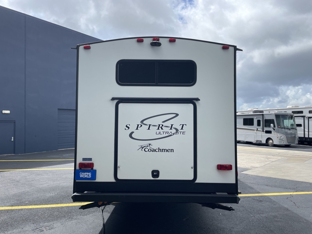 2021 Coachmen Spirit Ultra Lite 3272BH — photo 6 of 8