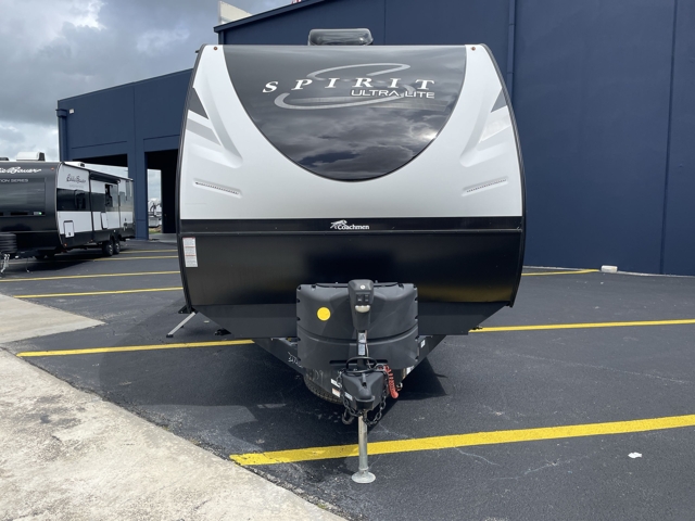 2021 Coachmen Spirit Ultra Lite 3272BH — photo 3 of 8