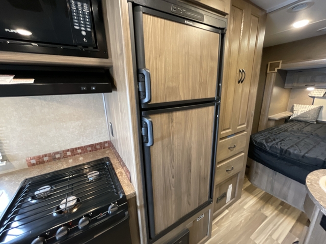 2017 Coachmen Prism 2250LE — photo 8 of 8