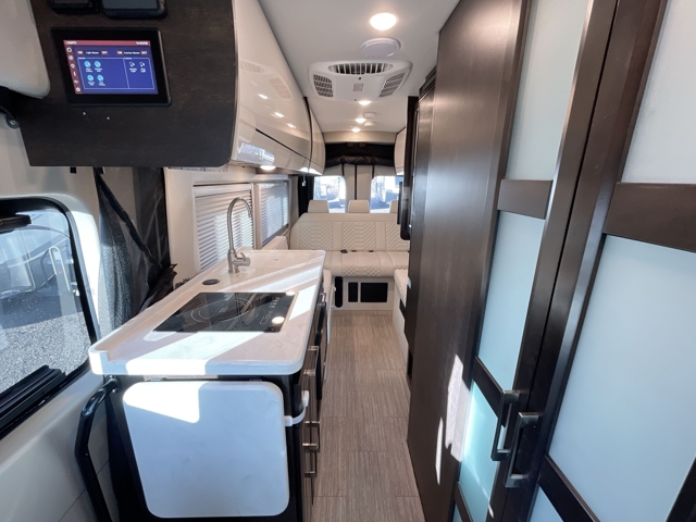 2023 Entegra Coach Expanse Li 21BL — photo 2 of 8