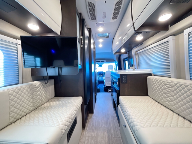 2023 Entegra Coach Expanse Li 21BL — photo 3 of 8