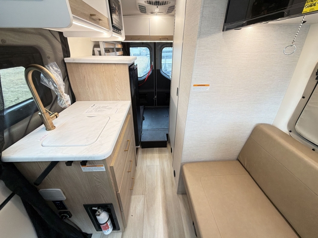 2026 Thor Eddie Bauer 19EB — photo 3 of 8