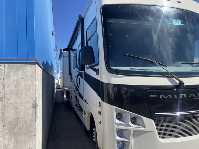 2022 Coachmen Mirada 35ES — photo 5 of 8