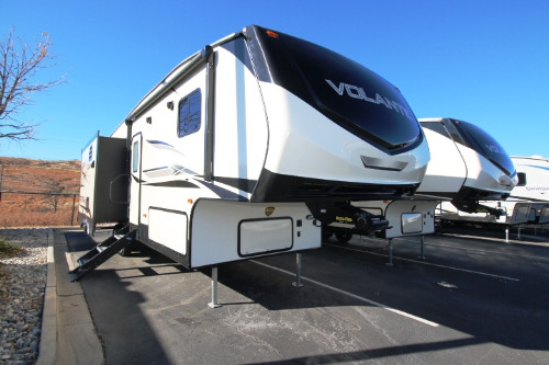 5Th Wheel Trailers >> Fifth Wheel Toyhauler Rvs For Sale Camping World Hkr 5Th Wheel Trailers >> Fifth Wheel Toyhauler Rvs For Sale Camping World Hkr