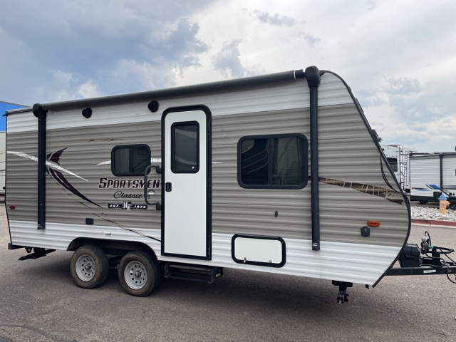 2018 K-Z RV Sportsmen Classic 180RBT — photo 6 of 8