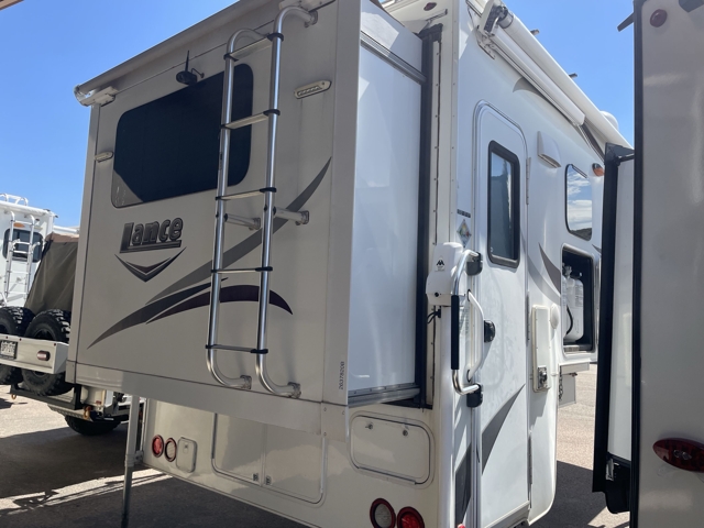 2017 Lance Lance 1172 — photo 5 of 8