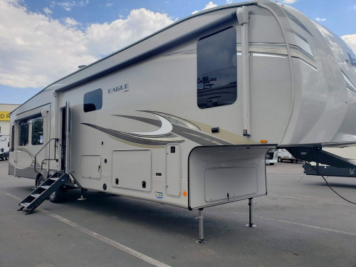 New or Used Jayco Eagle 355MBQS RVs for Sale - Camping World RV Sales