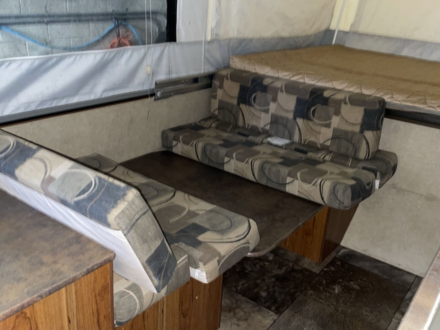 2016 Starcraft Comet 1222 — photo 7 of 7