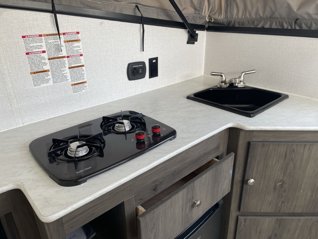 2022 Coachmen V-trec V4 — photo 8 of 8