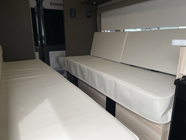 2027 Jayco Swift 20T — photo 7 of 8
