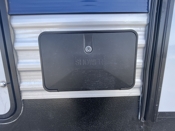 outside-shower thumbnail