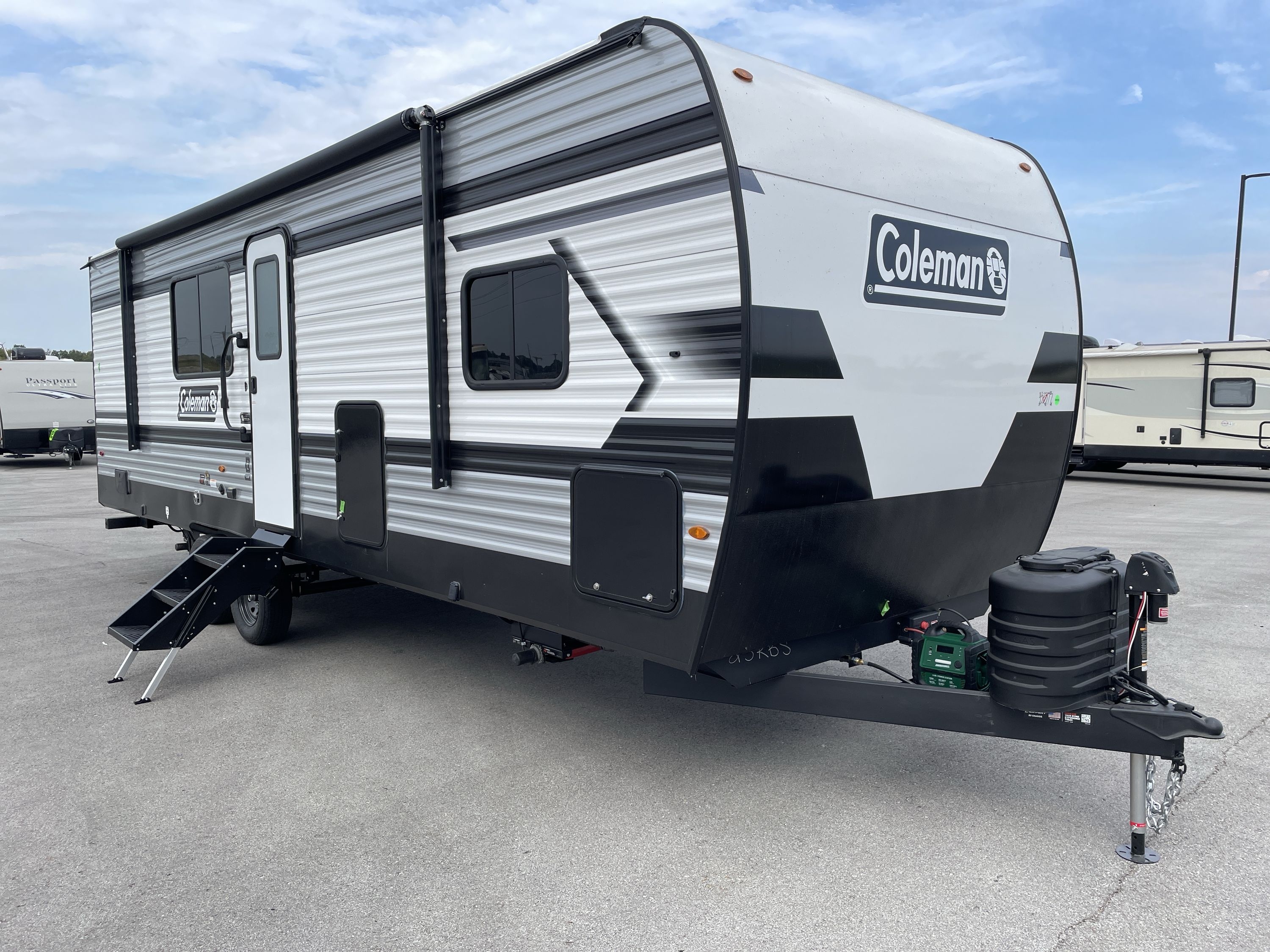 New or Used Keystone Coleman Lantern 25rbs RVs for Sale | Camping