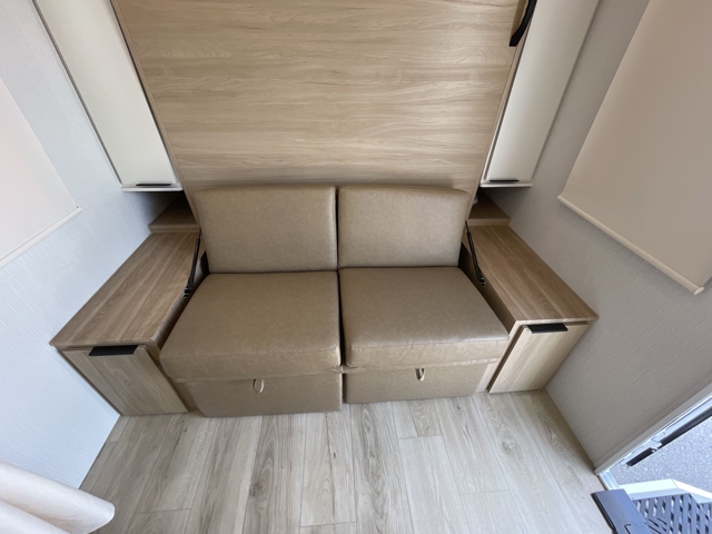 2026 Winnebago Micro Minnie 2108DS — photo 4 of 8