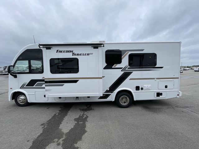 2027 Thor Freedom Traveler A26 — photo 7 of 8