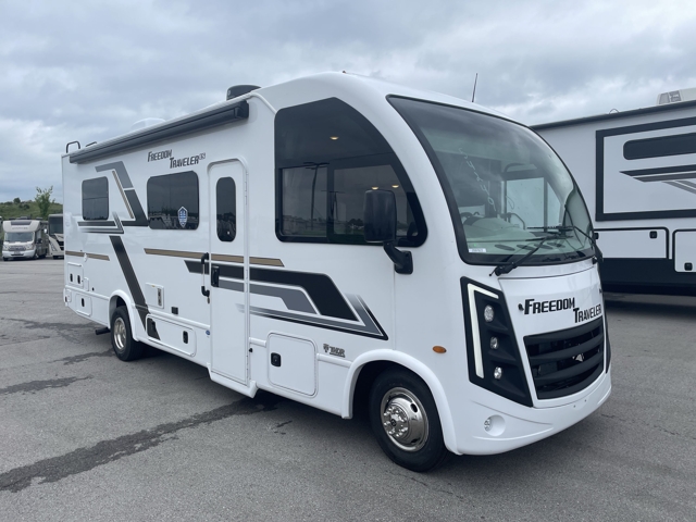 2027 Thor Freedom Traveler A26 — photo 1 of 8