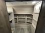 walk-in-closet