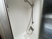 bathroom-2 thumbnail