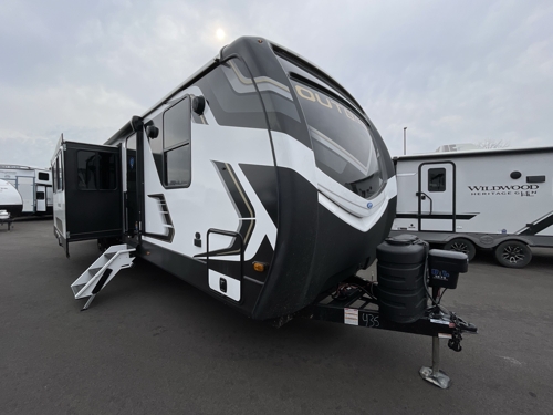 RV carousel image 1