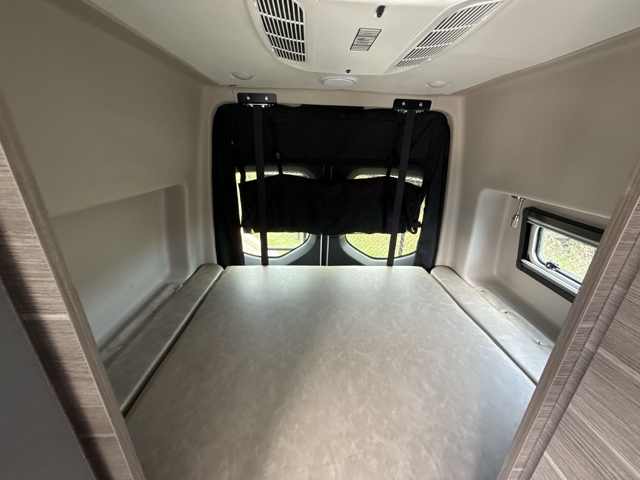 2023 Jayco Terrain 19Y — photo 3 of 8