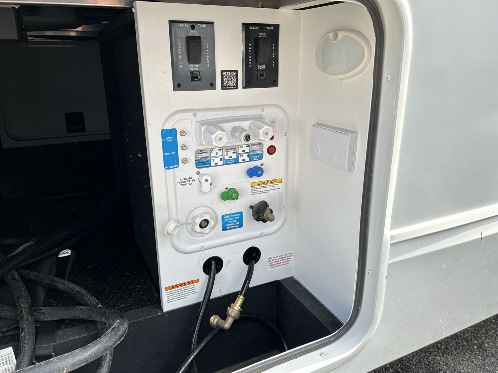 water-center-convenience-station