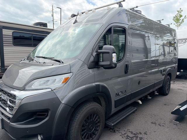 2025 Coachmen Nova 20D — photo 6 of 8
