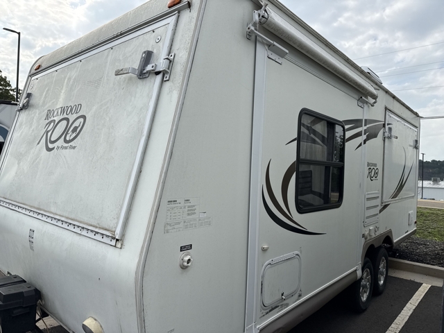 2010 Forest River Rockwood Roo 233S — photo 2 of 8