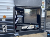 outside-kitchen thumbnail