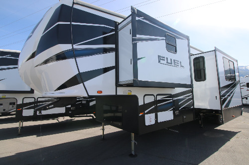 Camping World Kaysville >> New Or Used Fifth Wheel Campers For Sale Camping World Rv Sales Camping World Kaysville >> New Or Used Fifth Wheel Campers For Sale Camping World Rv Sales