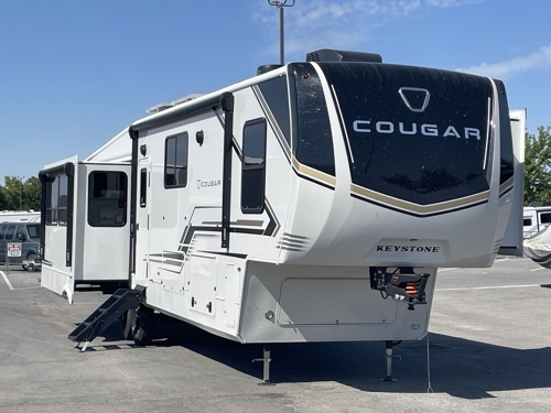 RV carousel image 1