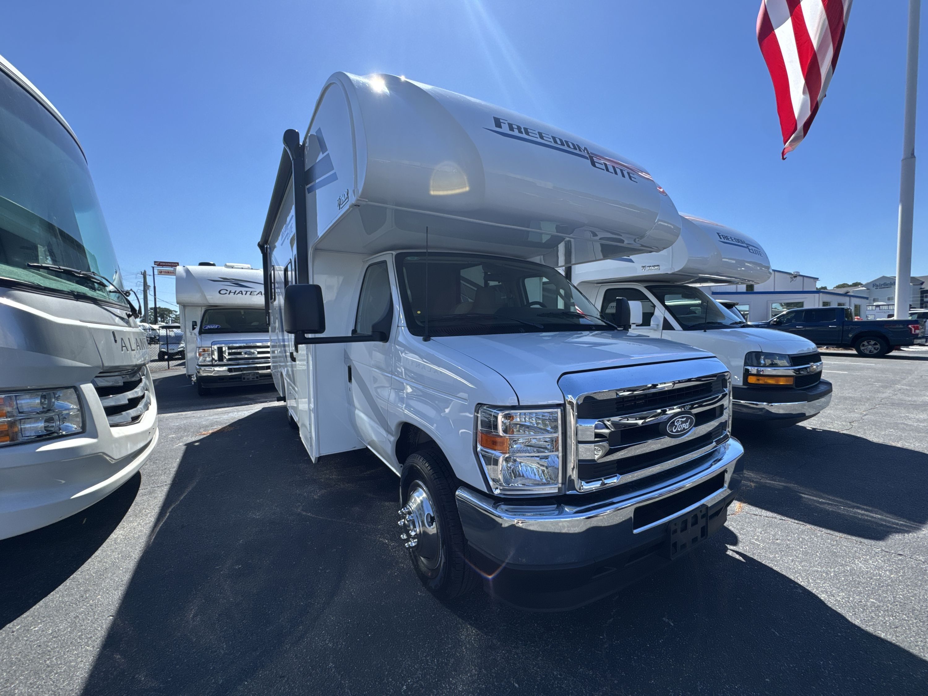 Class C Camping World Toy Hauler New Or Used Class C Rvs Dealer