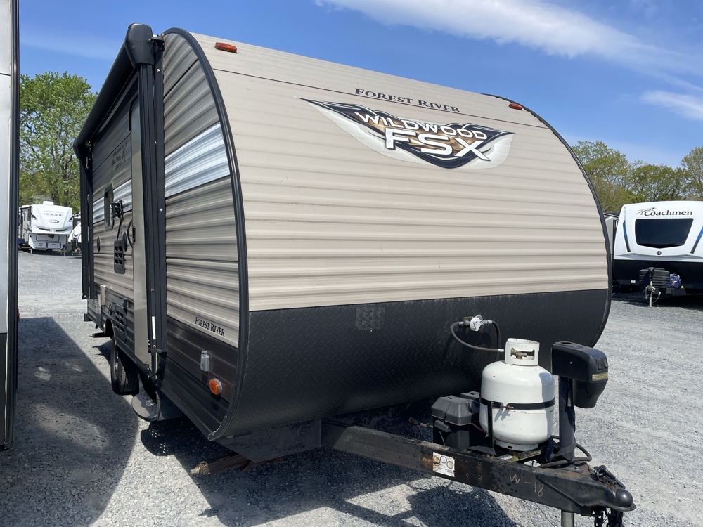 2019 Forest River Wildwood Fsx 197BH