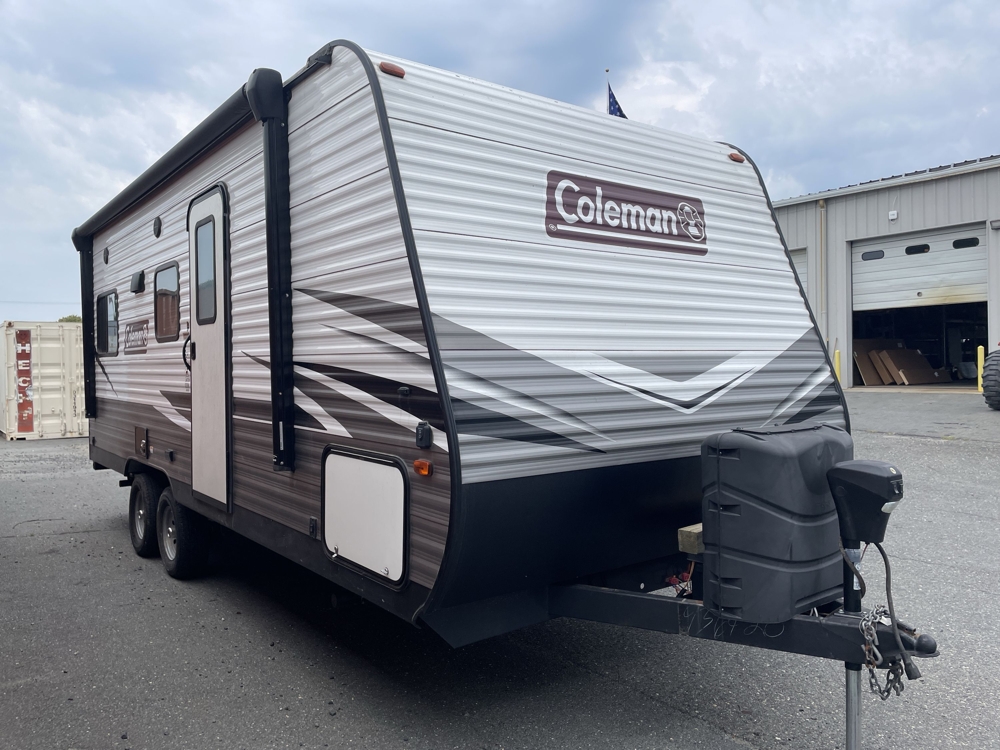 Coleman - Coleman Season's Lantern 2020 コールマン 2020 Coleman Coleman Lantern Lt 202RD - Stock #2693850 | Lakewood