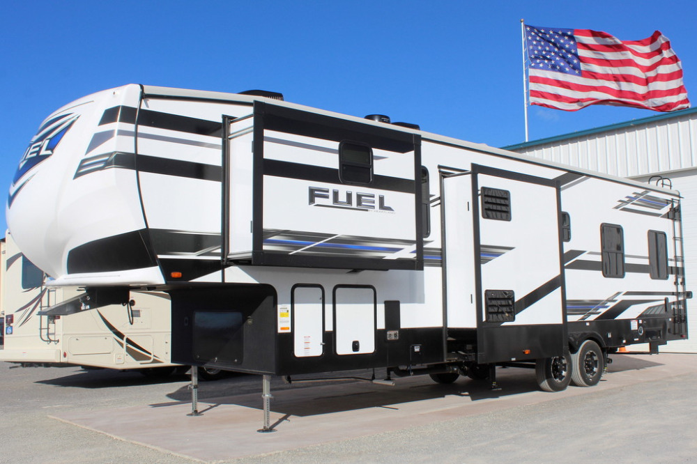 Heartland Fuel 352 Camping World of El Paso 1726634