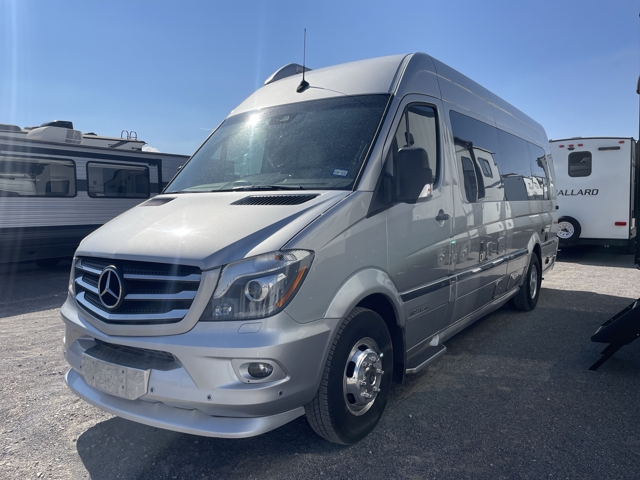 2019 Airstream Interstate Grand Tour Ext — photo 6 of 8