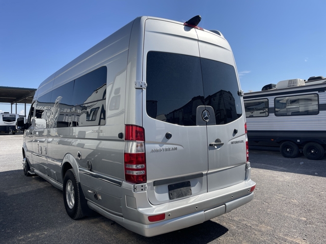 2019 Airstream Interstate Grand Tour Ext — photo 7 of 8