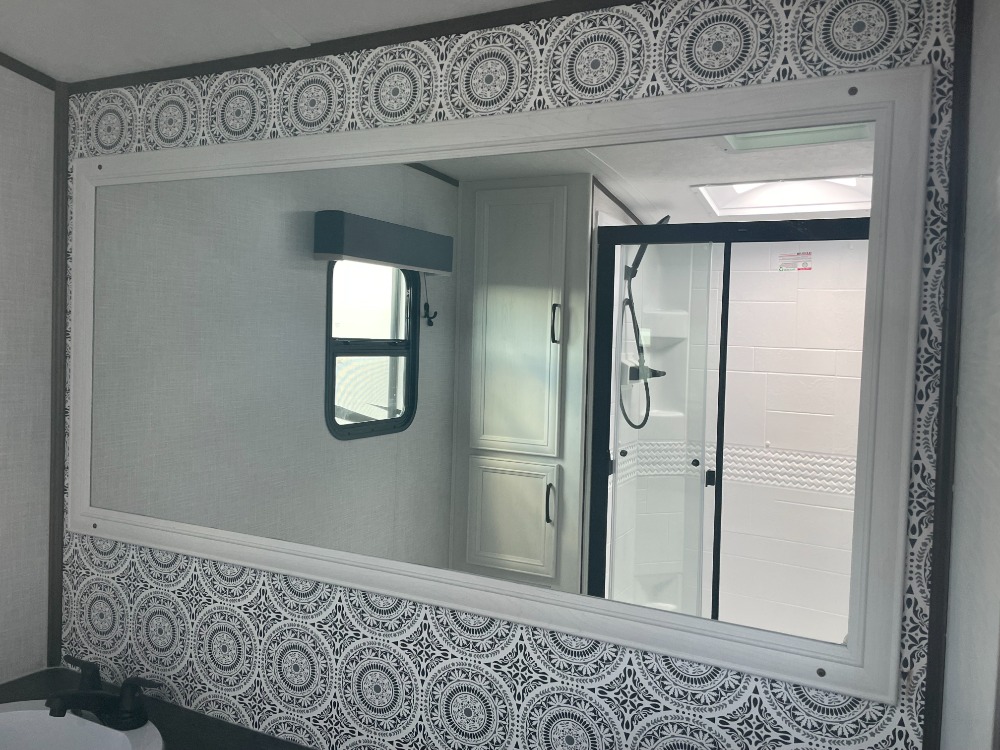 Dutchmen Atlas 2702RB Camping World of Little Falls 2127410