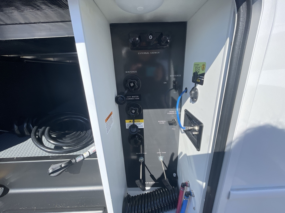 water-center-convenience-station