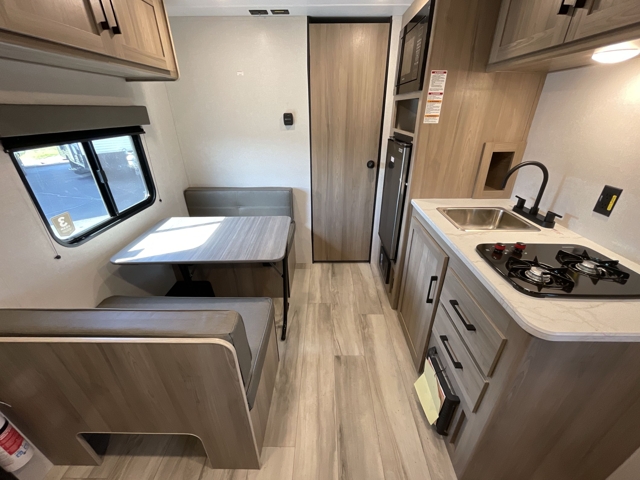 2026 Keystone Coleman 17R — photo 3 of 8