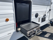 outside-kitchen thumbnail