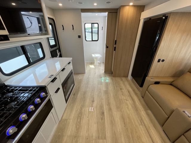2026 Winnebago Thrive 22RBS — photo 3 of 8