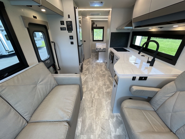 2025 Coachmen Euro 25EU — photo 2 of 8