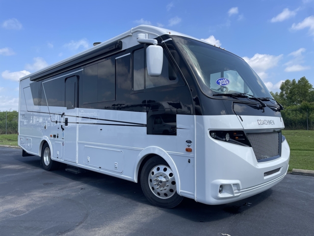 2025 Coachmen Euro 25EU — photo 1 of 8