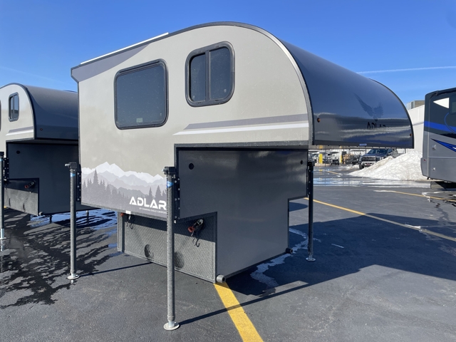 2026 Soaring Eagle Campers Adlar 5.5XL — photo 1 of 8