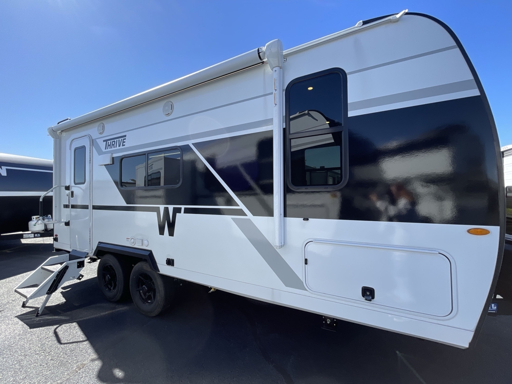 2026 Winnebago Thrive 18FBS — photo 6 of 8