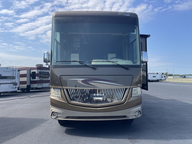 2015 Newmar Canyon Star 3610 — photo 4 of 8