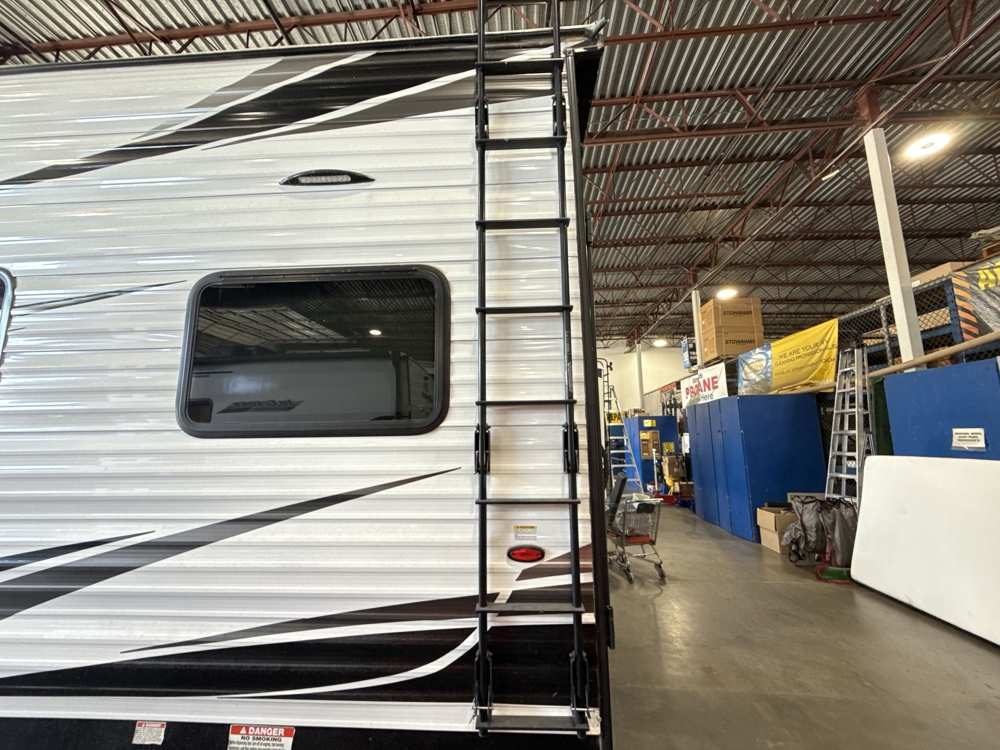 water-center-convenience-station