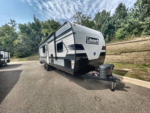 RV carousel image 1