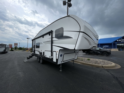 RV carousel image 1
